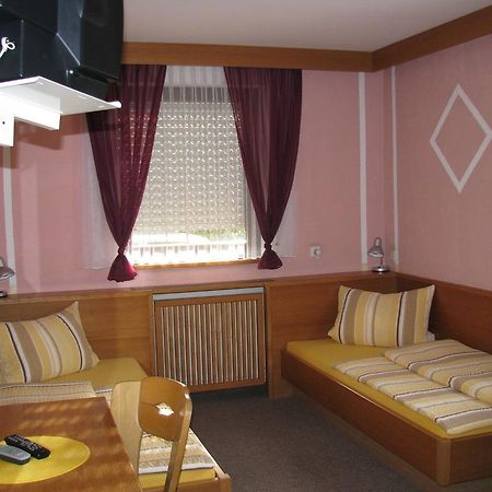 Hotel Erzhausener Hof Eksteriør bilde