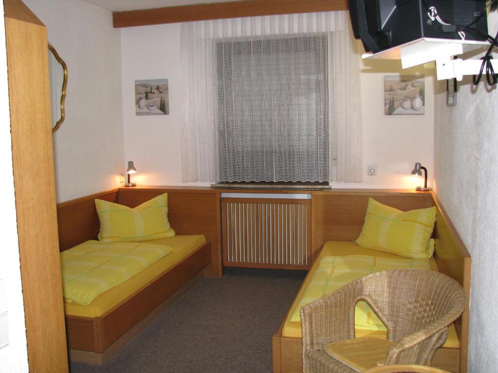 Hotel Erzhausener Hof Eksteriør bilde