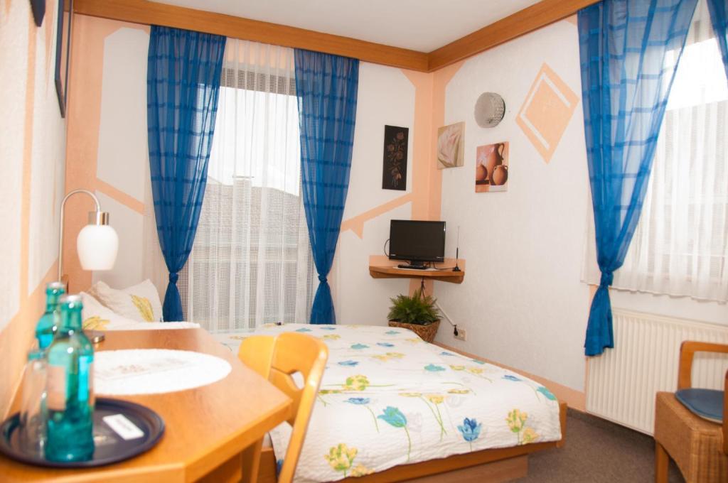 Hotel Erzhausener Hof Eksteriør bilde